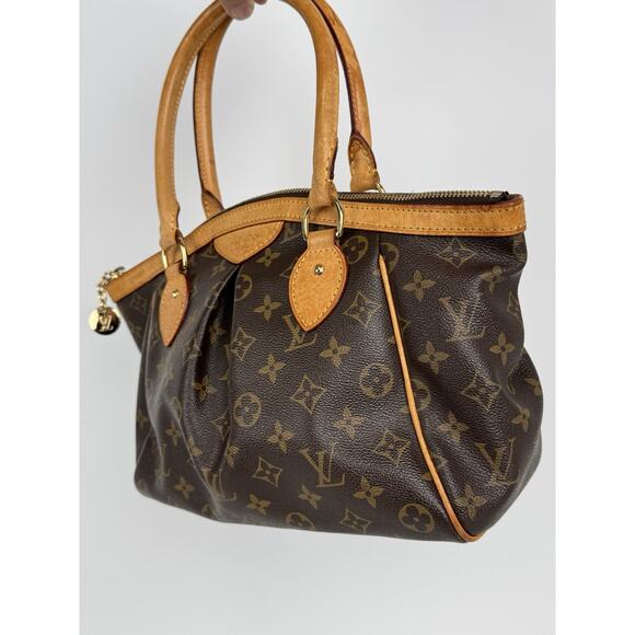 Louis Vuitton Monogram Tivoli PM Shoulder Bag B-9 - Picture 11 of 16